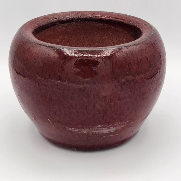 Oxblood Glazed Heavy Clay Pot - Picture 2 of 6
